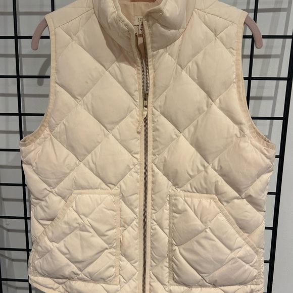 J. Crew Jackets & Blazers - J. Crew Quilted Beige Vest
